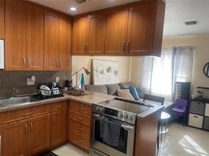 210 Se 9th Street - Photo 3