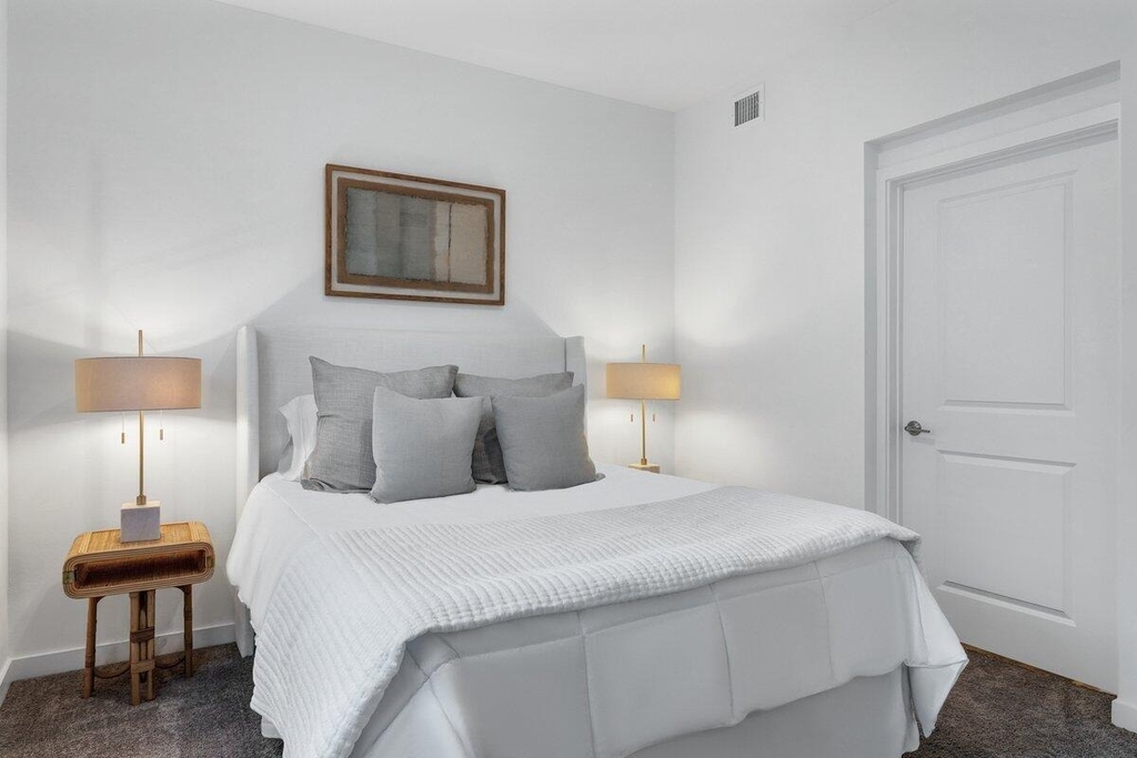 4260 Lakewood Road - Photo 12