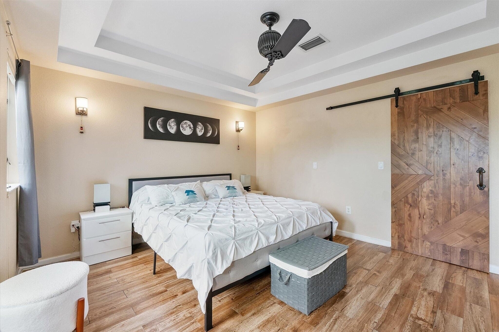4755 Cypress Street - Photo 13