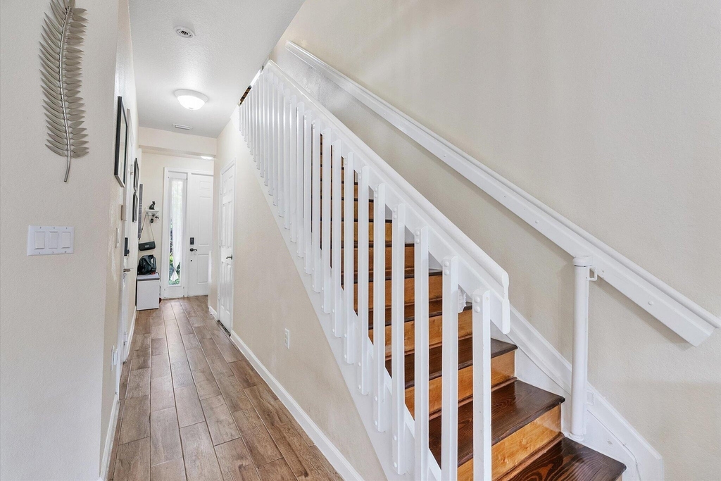 4755 Cypress Street - Photo 3