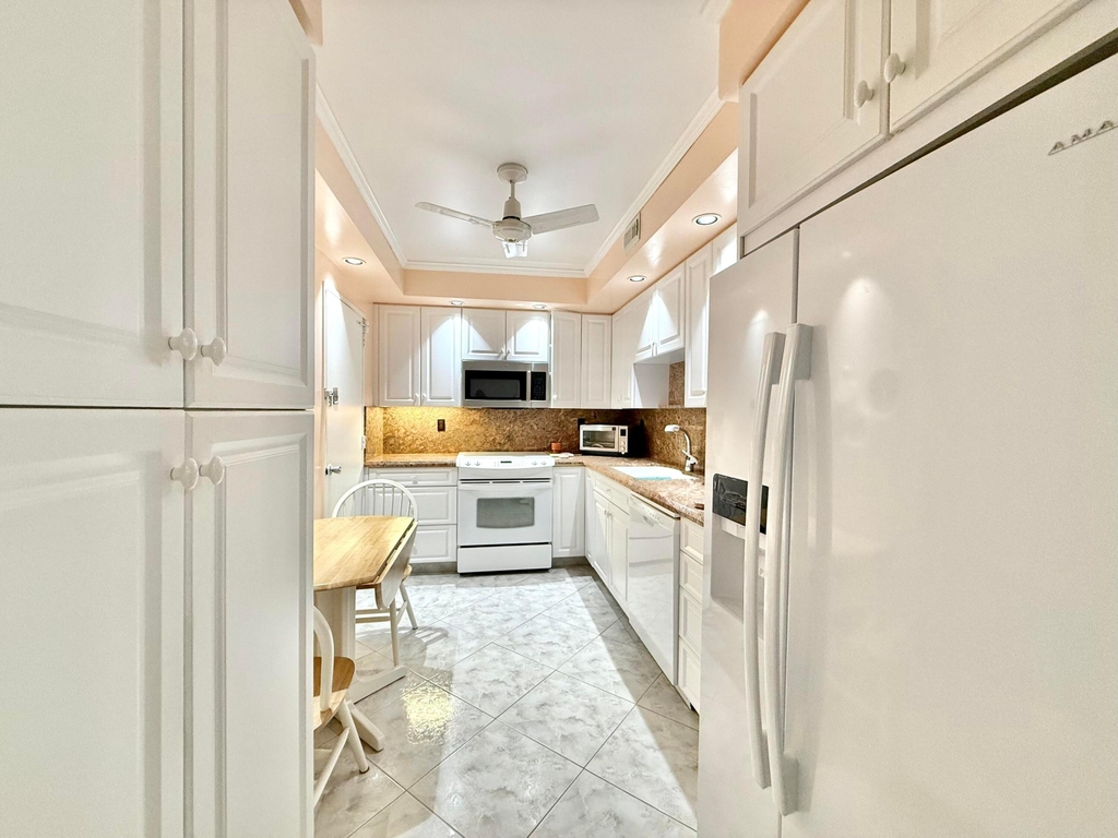 4250 Galt Ocean Drive - Photo 30