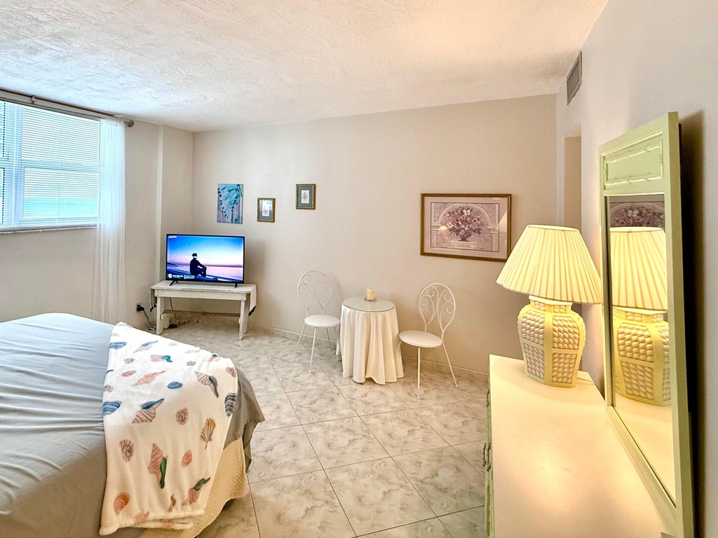 4250 Galt Ocean Drive - Photo 55