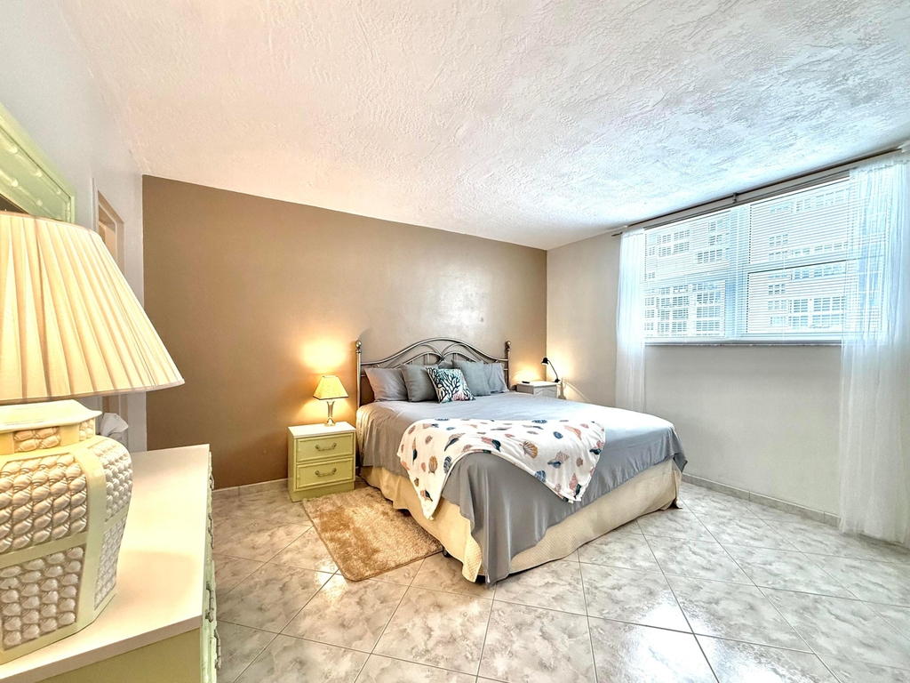 4250 Galt Ocean Drive - Photo 50