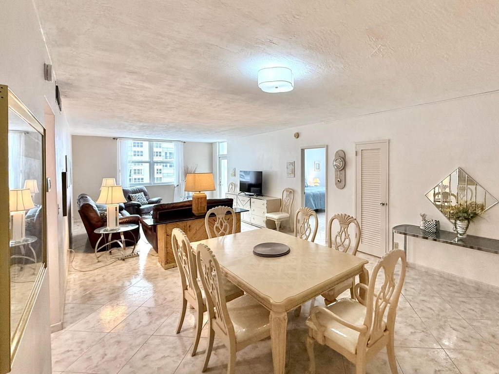4250 Galt Ocean Drive - Photo 33