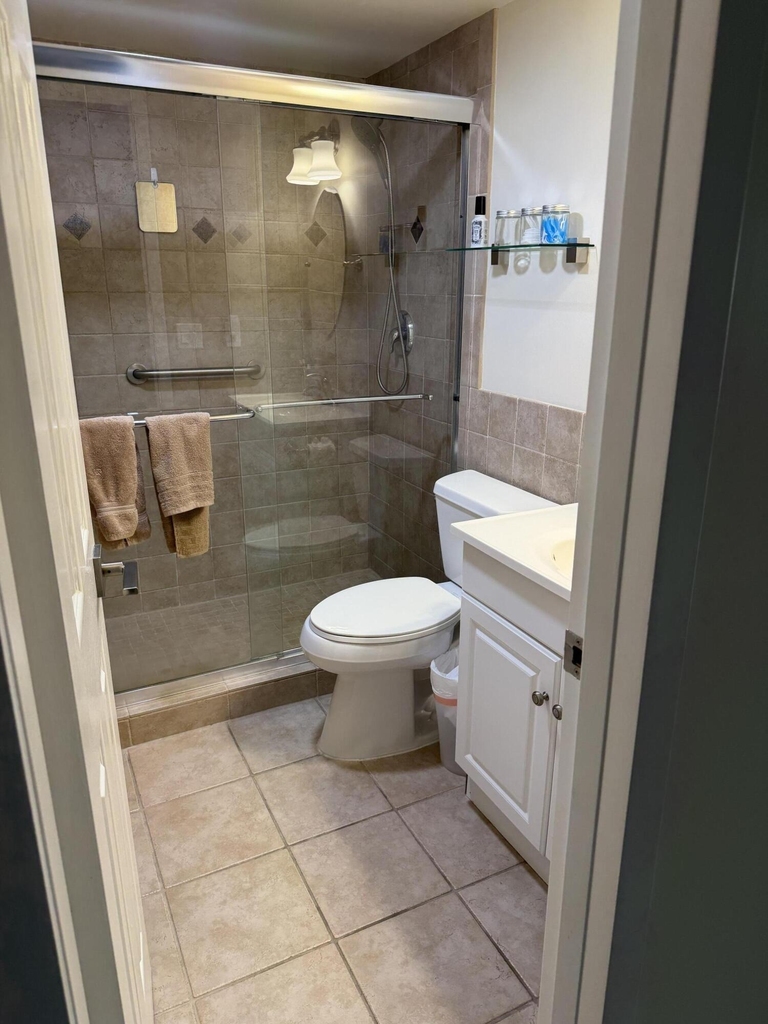3037 Cornwall B - Photo 9