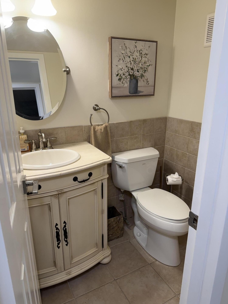 3037 Cornwall B - Photo 18