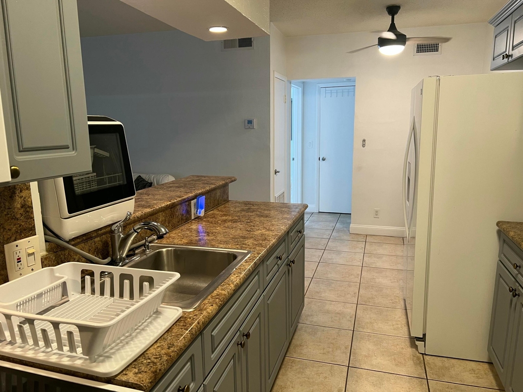 2200 S Ocean Drive - Photo 18
