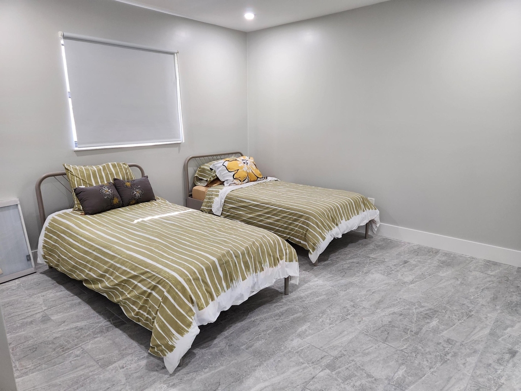 2050 Oleander Boulevard - Photo 5