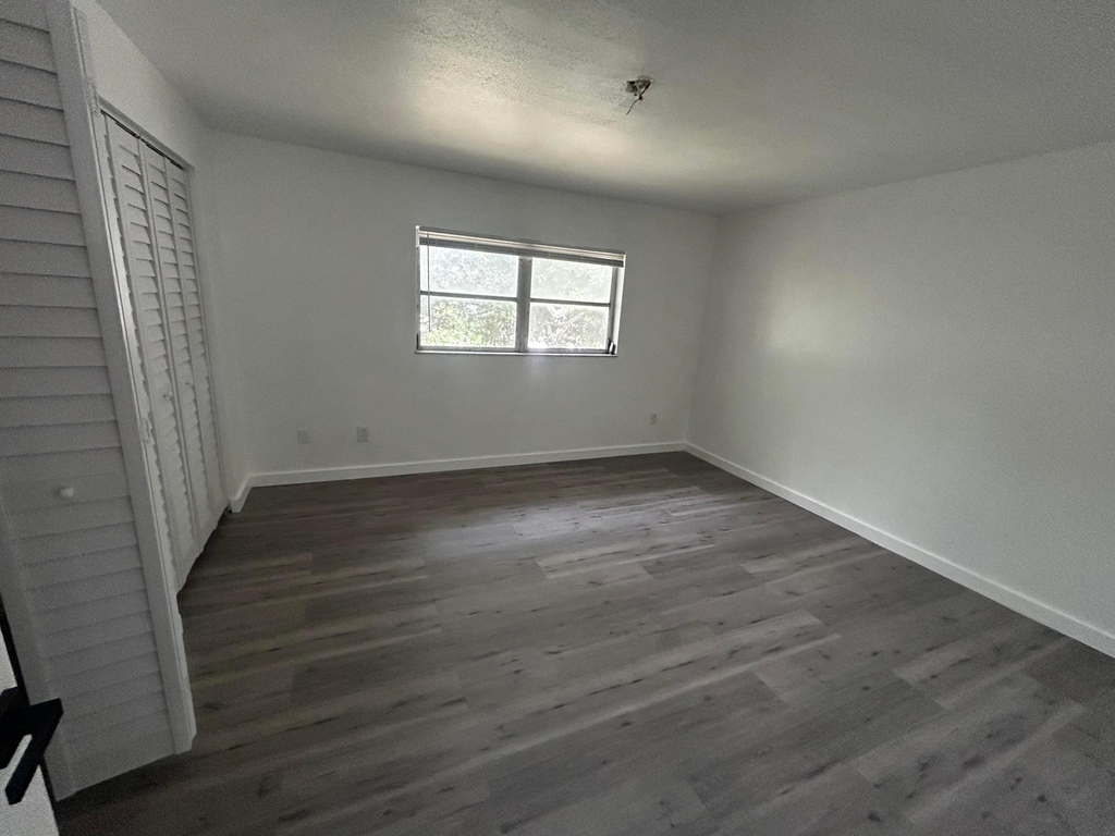 1904 Havana Avenue - Photo 8