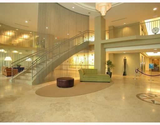 511 Se 5 Avenue - Photo 2