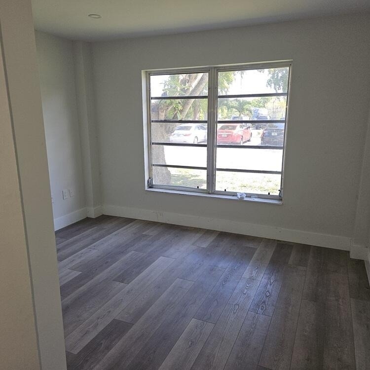 4164 Inverrary Drive - Photo 14