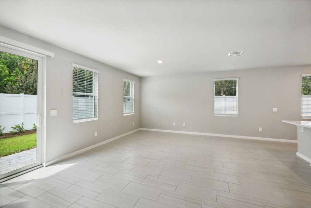 394 Salisbury Circle - Photo 1