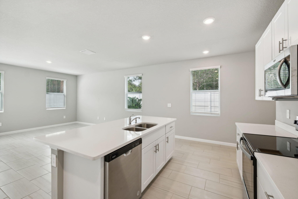 394 Salisbury Circle - Photo 7