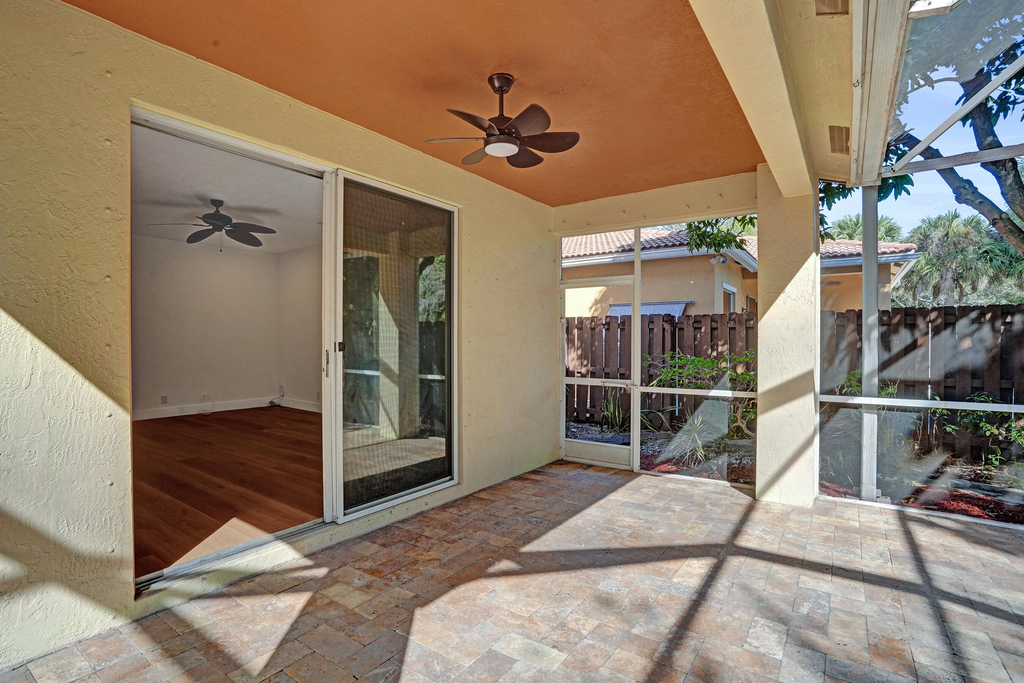 4214 Nw 38th Drive - Photo 14