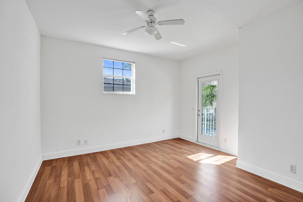 4214 Nw 38th Drive - Photo 39
