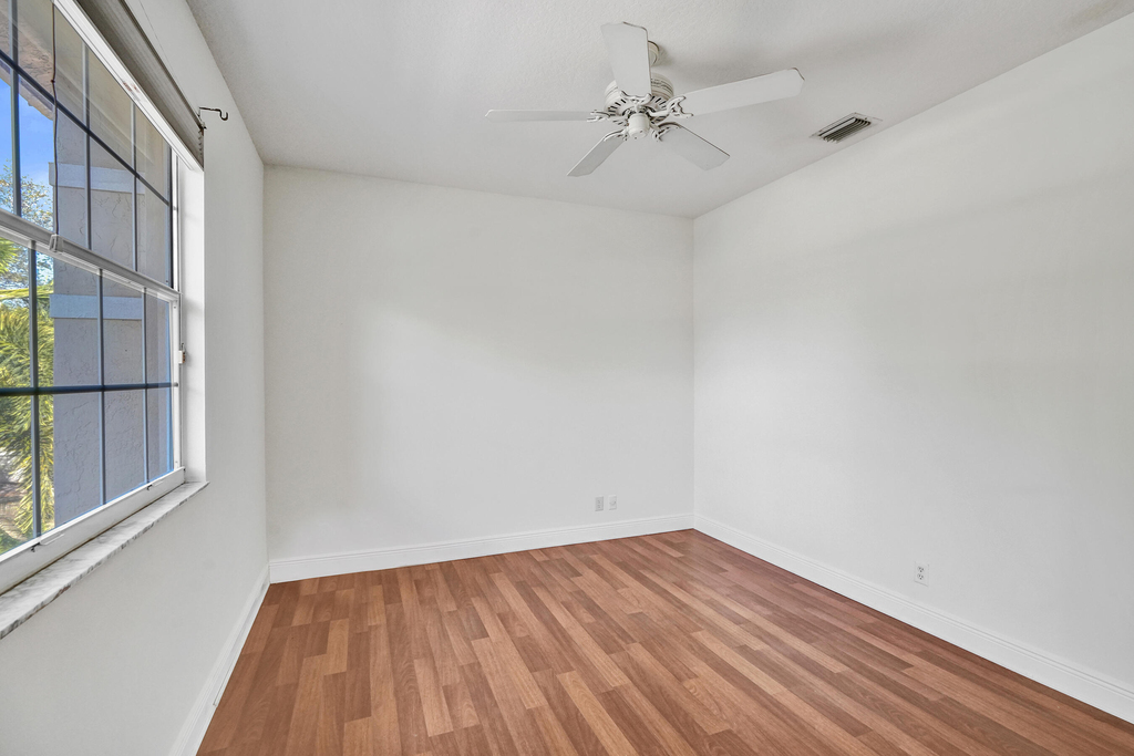 4214 Nw 38th Drive - Photo 46