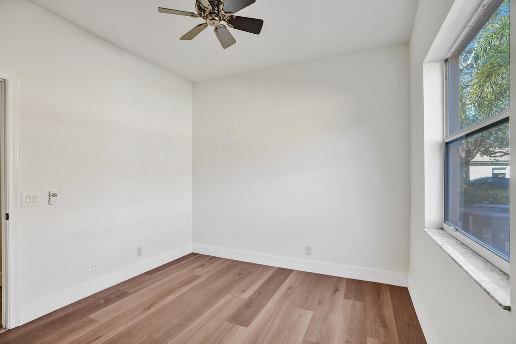 4214 Nw 38th Drive - Photo 31