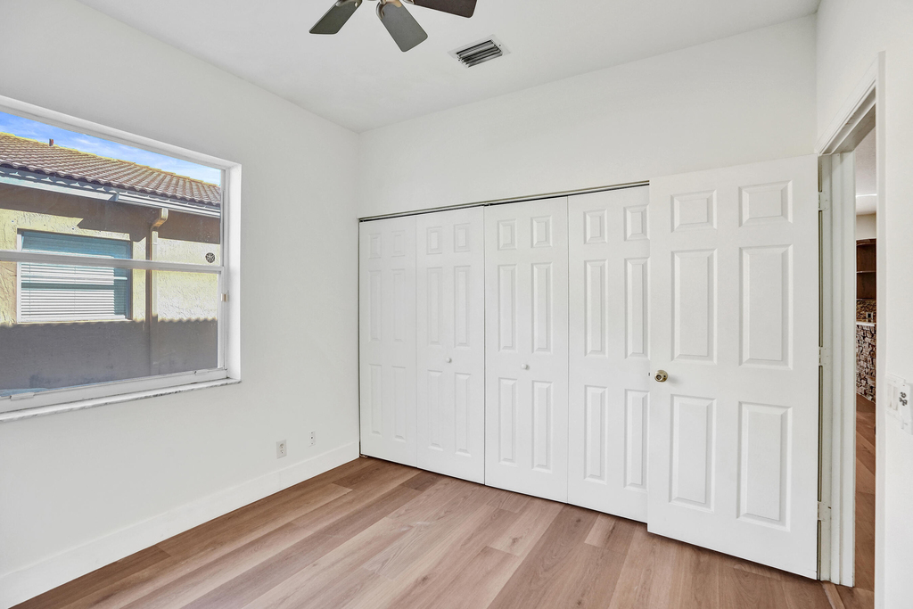 4214 Nw 38th Drive - Photo 34