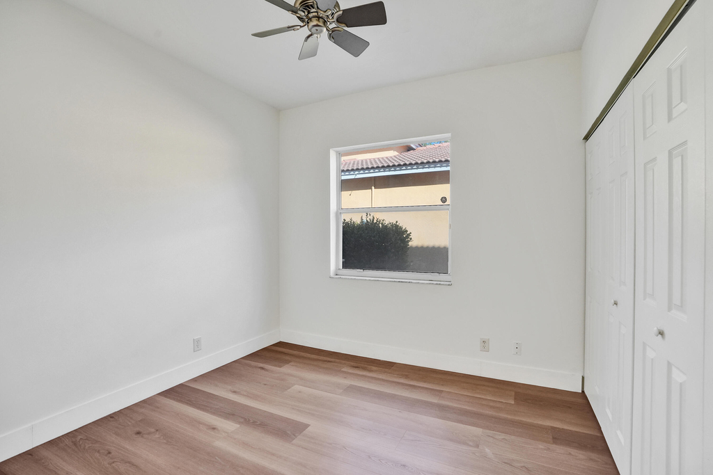 4214 Nw 38th Drive - Photo 30