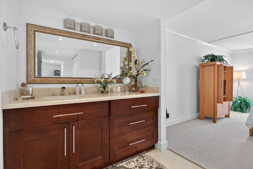1000 S Ocean Boulevard - Photo 11