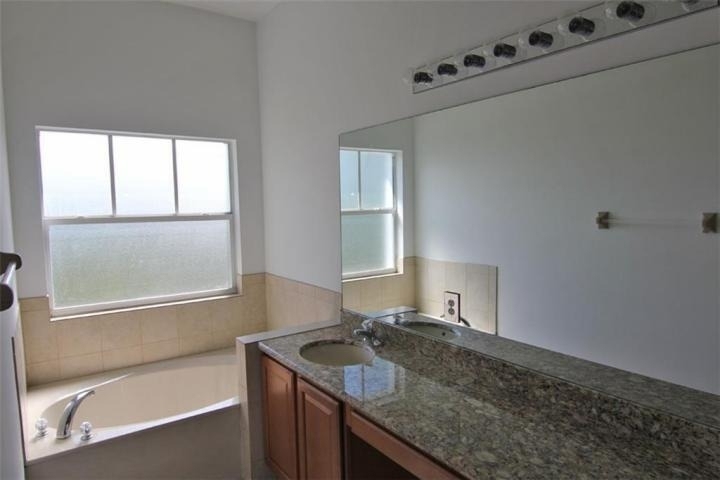 3485 Sw Sawgrass Villas Drive - Photo 7