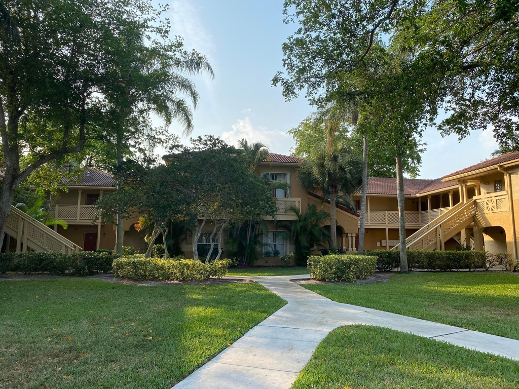 4879 Via Palm Lakes - Photo 40