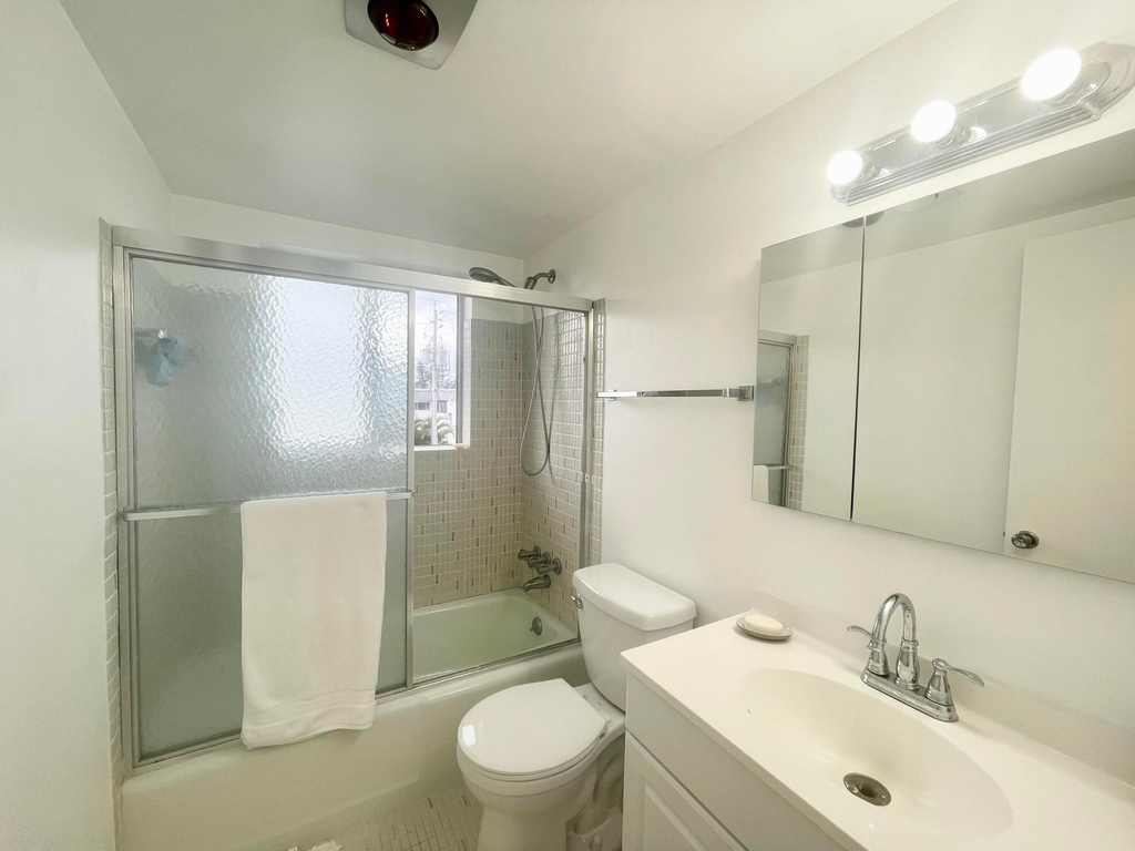 2920 Cynthia Lane - Photo 8