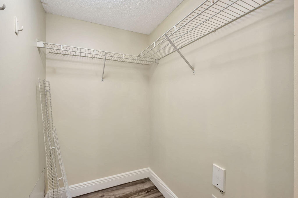600 N Crestwood Ct Court N - Photo 22