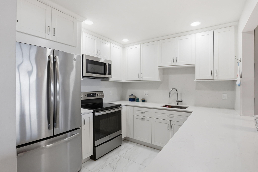 1516 S Lakeside Drive - Photo 12