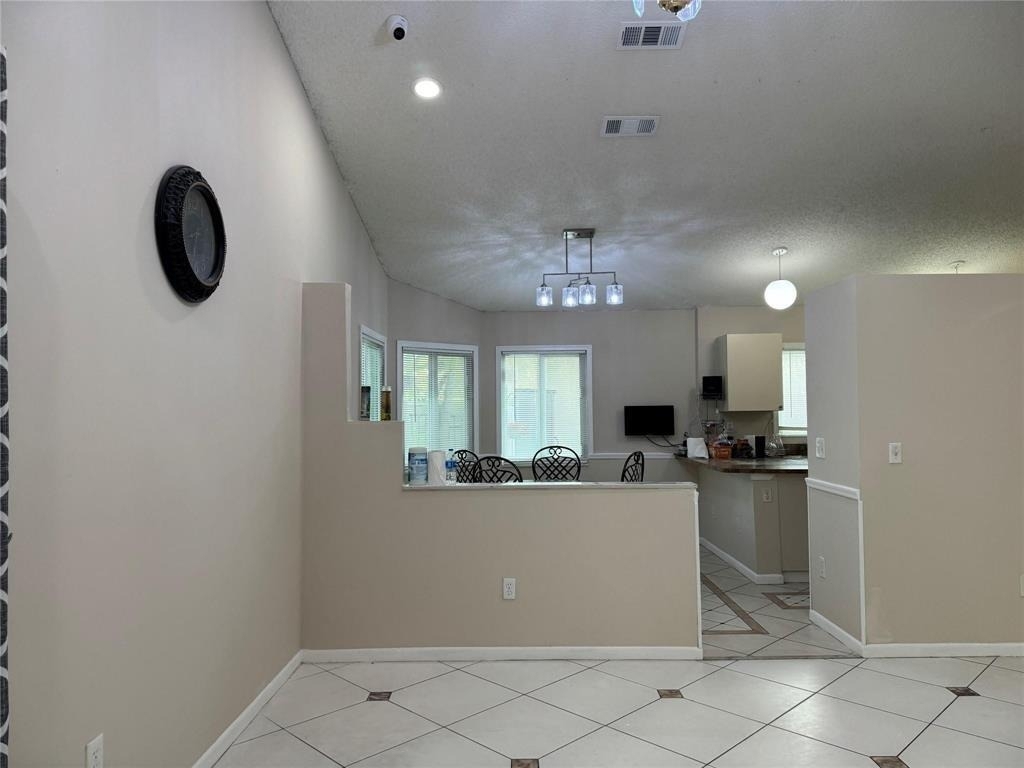 1038 W Jasmine Lane - Photo 4