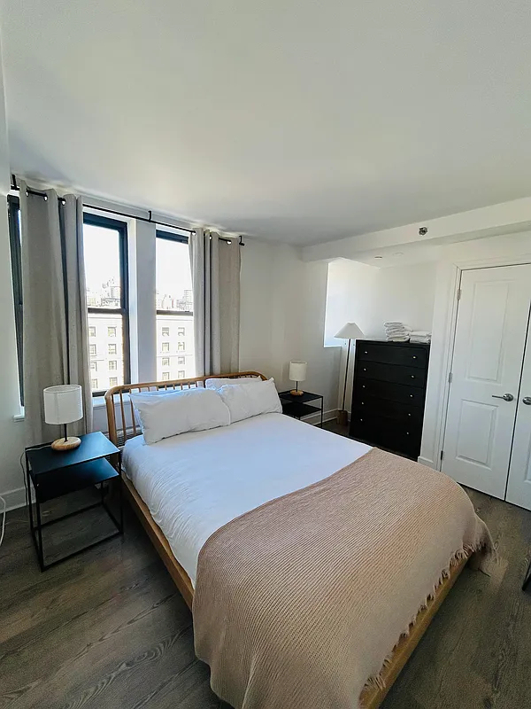 45 West 81st Street - Photo 5