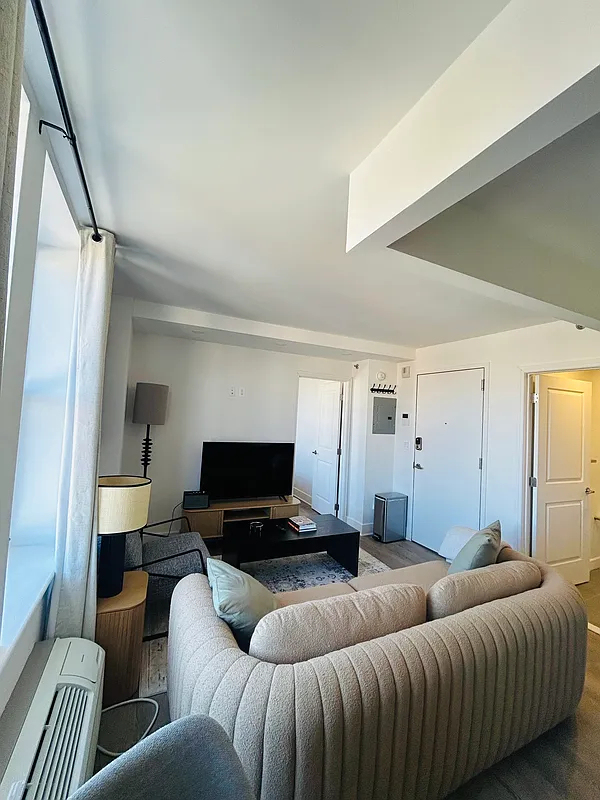 45 West 81st Street - Photo 6