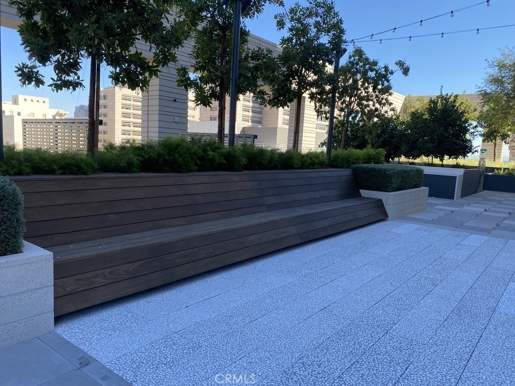 400 S Broadway - Photo 22