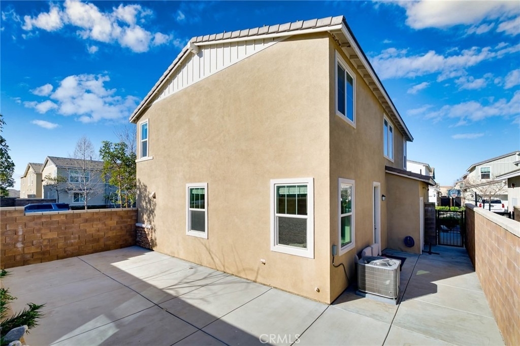 16746 Stags Leap Ln - Photo 32