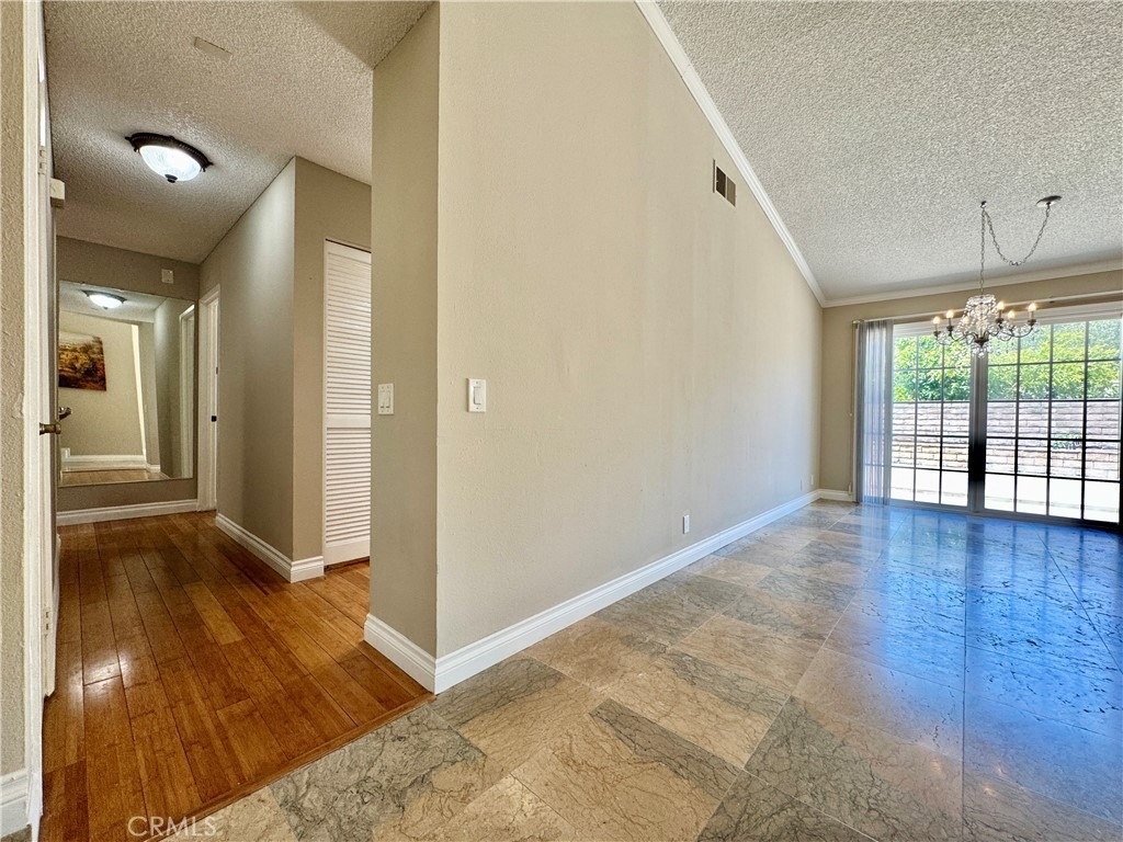 1421 Meadow Glen - Photo 19