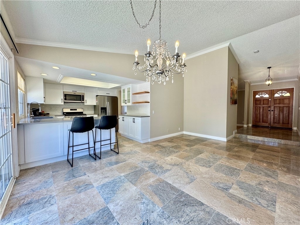 1421 Meadow Glen - Photo 11