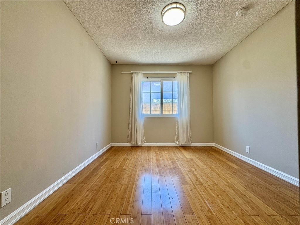 1421 Meadow Glen - Photo 36
