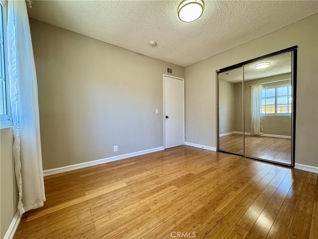 1421 Meadow Glen - Photo 32