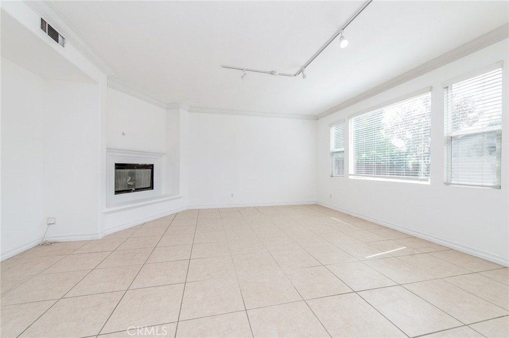 6915 Cedar Creek - Photo 15