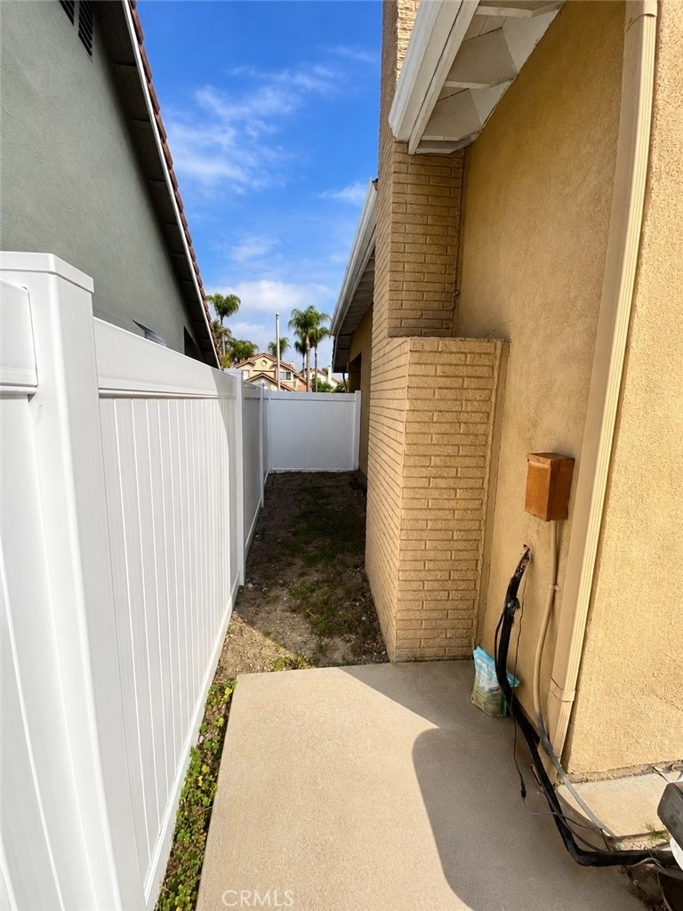 15583 Oak Springs - Photo 47