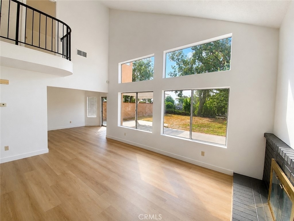 15583 Oak Springs - Photo 6