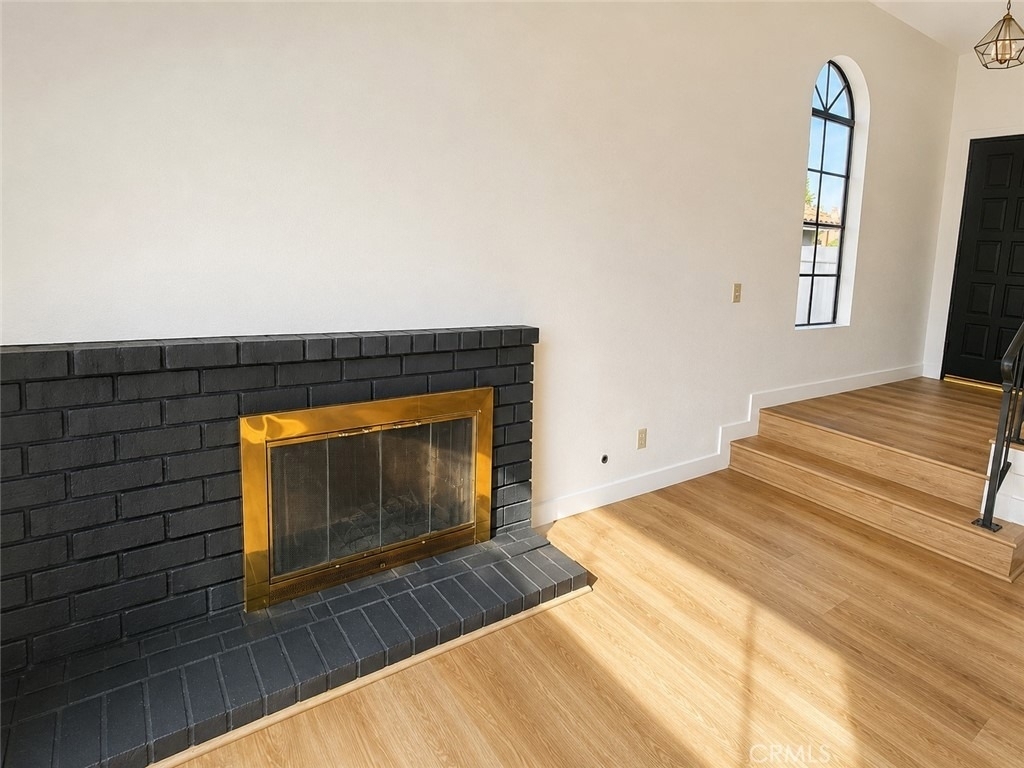 15583 Oak Springs - Photo 4