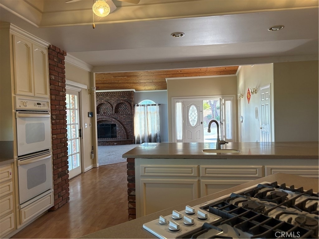 15118 Monty Court - Photo 18
