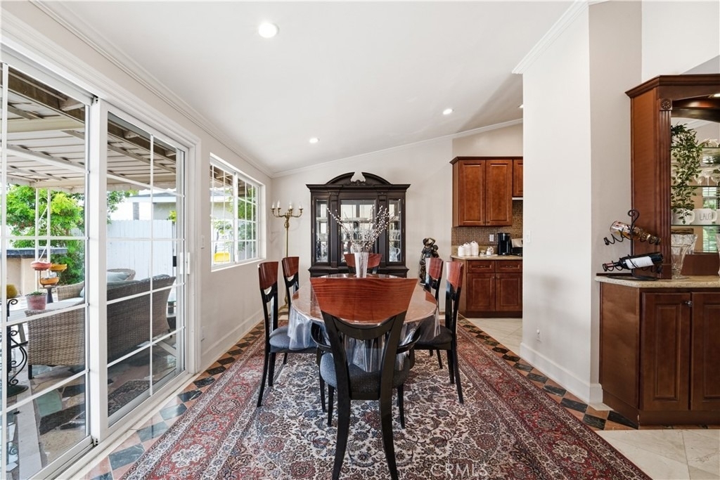 5543 Mason Avenue - Photo 6