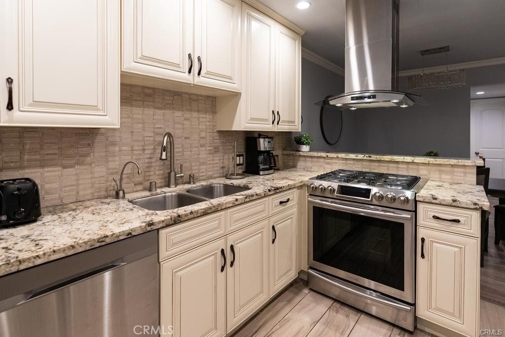 4358 Mammoth Avenue - Photo 9