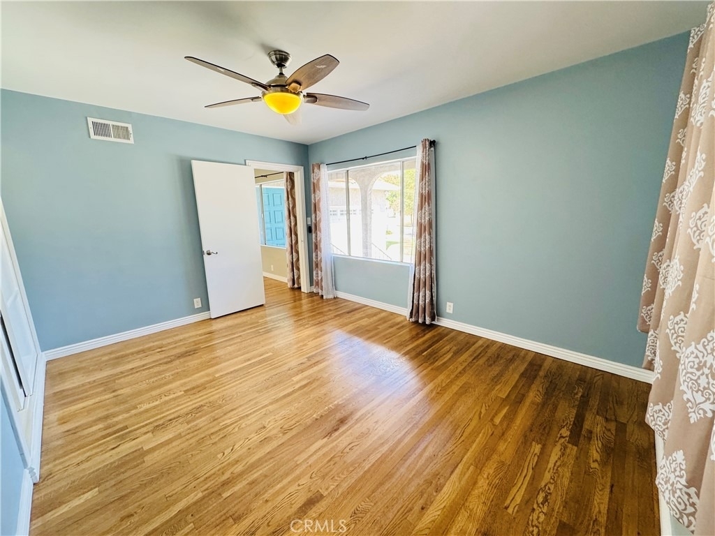 7515 Sunnybrae Avenue - Photo 10