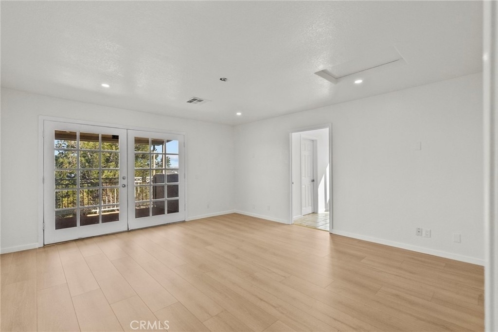 1138 Lakeview - Photo 37