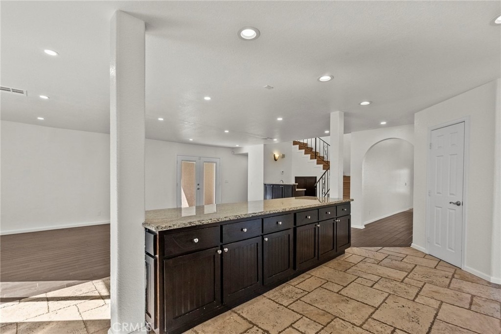 1138 Lakeview - Photo 28