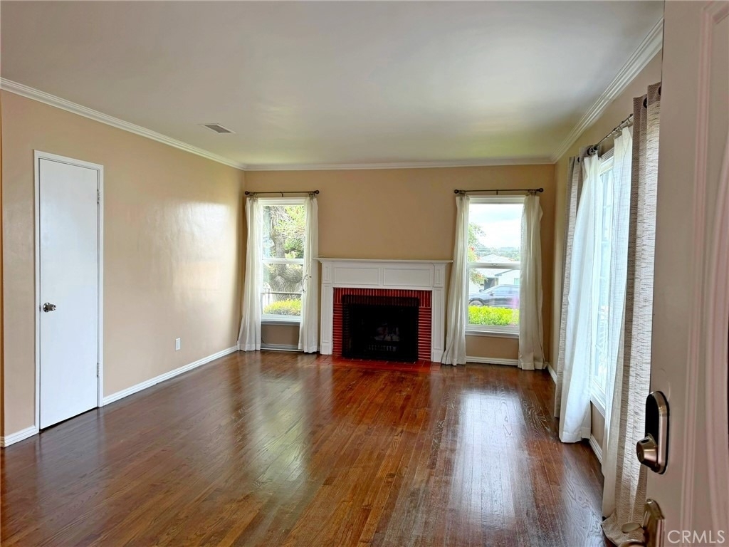 3082 Thurin Avenue - Photo 4