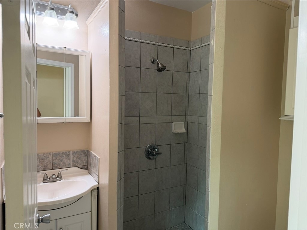 3082 Thurin Avenue - Photo 20